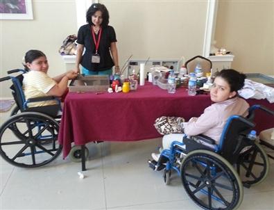 Konak Belediye Başkanı Tartan, Spina Bfida Yöneticilerini Kabul Etti