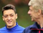 MESUT ÖZİL - Mesut'u PSG de istemiş