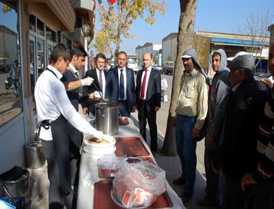 Salihli Ticaret Borsası’ndan Aşure İkramı