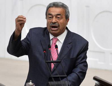 CHP'li Genç Meclis'i yine karıştırdı