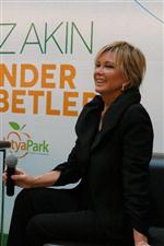 CEM YILMAZ - Sinema Sanatçısı Filiz Akın Açıklaması