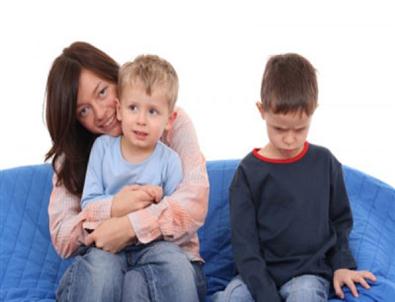 Çocuklar Arası Yaş Farkına Dikkat