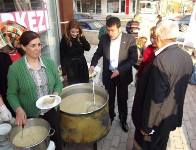 Siyasiler ve Stk Temsilcileri Aşurede Buluştu