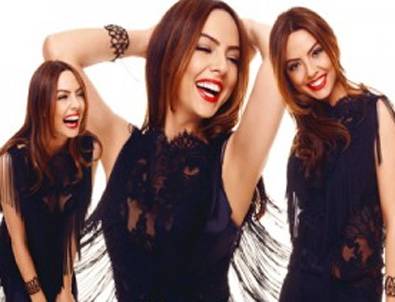 Acun Ilıcalı'dan Ebru Gündeş'e jest