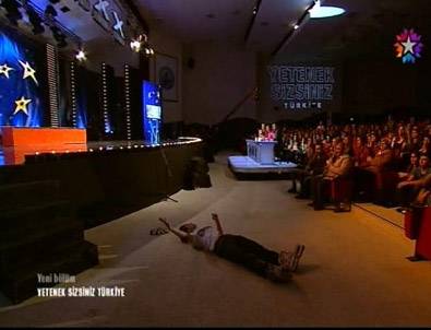 Yetenek Sizsiniz Türkiye'de Akıl Almaz Kaza