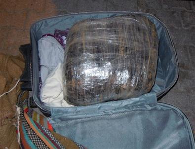 Ares Nakliye Aracındaki 80 Kilo Uyuşturucuyu Buldu