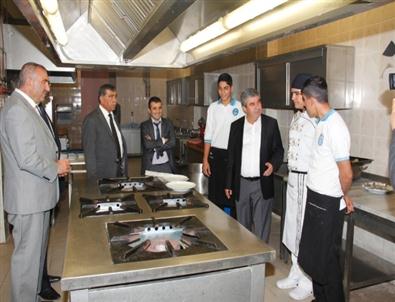 Başkan Tursun’dan Öğrencilere Ziyaret