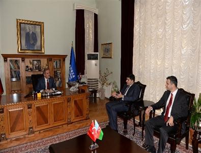 'Dostlarımızın Yanındayız'