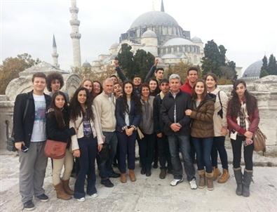 Lise Öğrencilerinden İstanbul'da Üniversite Turu