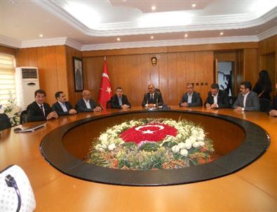 Memur-sen Genel Başkanı Gündoğdu Elazığ Valisi Koçak'ı Ziyaret Etti