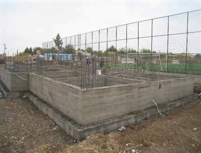 Samsat İlçe Stadı’na Hizmet Binası Yapılıyor