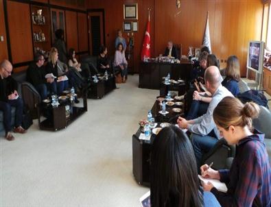 12 Alman Gazeteci Gaziantep Büyükşehir Belediye Başkanı Dr. Asım Güzelbey’i Ziyaret Etti