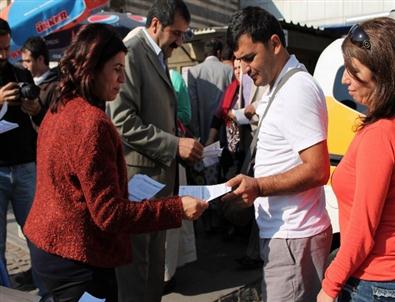 Bdp’liler Yürüyüşe Destek İçin Bildiri Dağıttı