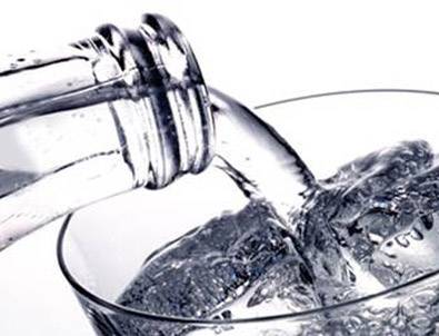 42 yıldır su içmiyor