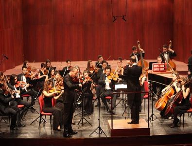 Senfoni Orkestrası'nın Konuğu Ersun Kocaoğlu Oldu