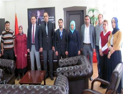 Başbakan ve Barzani’nin Takıları Ailelere Teslim Edildi