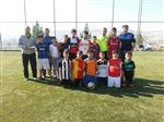 MÜMIN HEYBET - Cizre'de Orta Okullar Arası Halı Saha Futbol Turnuvası Başladı
