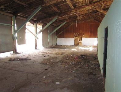 Ödemiş’in Eski İstasyonundaki Hangar Harabeye Döndü