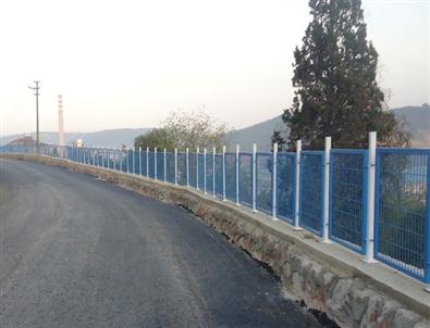 Dilovası Belediyesi 12 Kilometre Korkuluk Yaptı