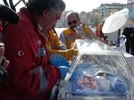 SIVAS CUMHURIYET ÜNIVERSITESI - Hava Ambulansı Demirci Bebek İçin Uçtu