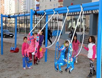 Talaslı Çocuklara 25 Yeni Oyun Grubu