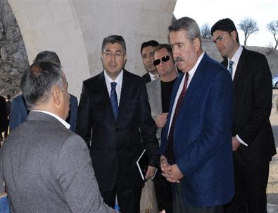 Vali Kıraç Makam Dağı’nda İncelemelerde Bulundu