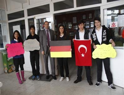 'almanca Yollarda'Otobüsü Bozüyük'te