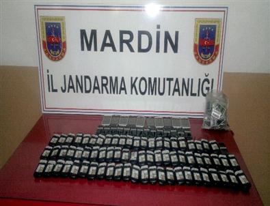 Mardin'de 95 Adet Kaçak Cep Telefonu Ele Geçirildi