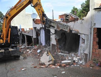 Yıldırım’da Yıkımlar Sürüyor