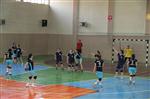 Okul Sporları Genç Kızlarda Hentbol Heyecanı Başladı