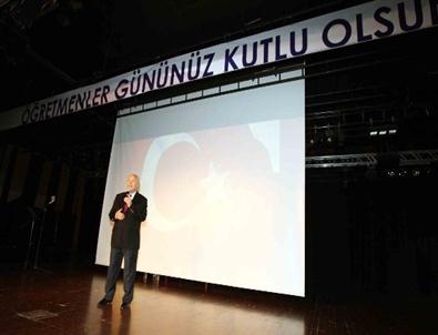 Başkan Yaşar Öğretmenler Günü’nü Kutladı