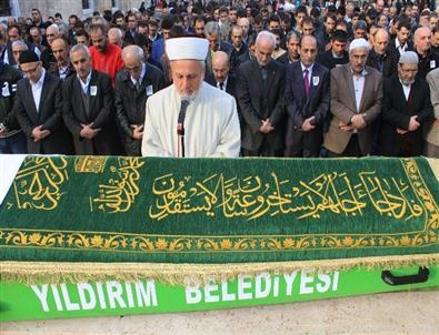 Ünlü Tatlıcı Hayatını Kaybetti