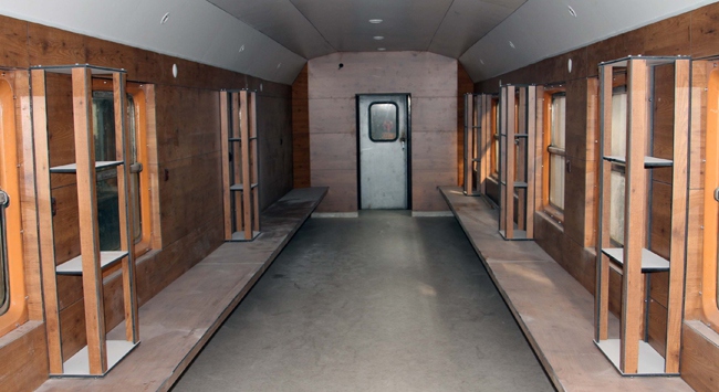 Havaalanı olmayan kente uçak geldi!