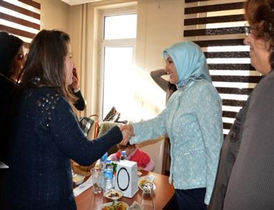 Bayan Azizoğlu; 'Kapımız Sizlere Her Zaman Açıktır”