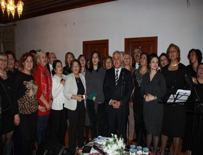 Çubuk Belediyesi’nden Öğretmenler Günü’ne Özel Kutlama