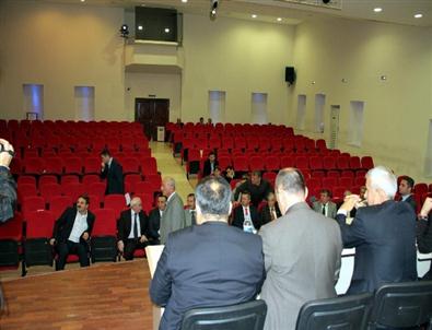 Dershane Yetkilileri Toplantıyı Terk Etti