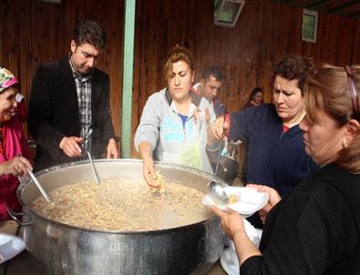 Marmaris'teki Zileliler Aşure Gününde Buluştu