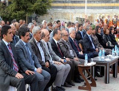 Toroslar'da Çiftçiye 672 Koyun Dağıtıldı