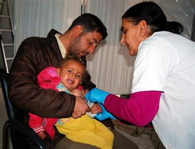 Çadır Kentteki Çocuklar Salgın Riskine Karşı Aşılanıyor