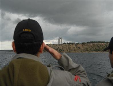 Kahramanlara Denizden Selam