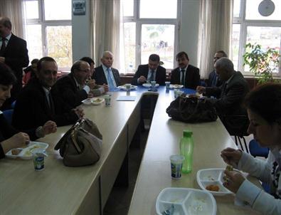 75. Yıl Murat Köse İlkokulu’ndan Öğretmenlere Pilav İkramı