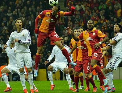 Galatasaray Real Madrid Maçı Şifresiz Hangi Kanalda? (27 Kasım 2013) Video