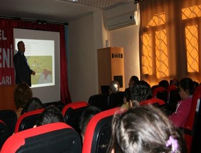 Öğrencilere Deprem Konferansı