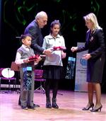 CEMAL REŞİT REY - Vali Mutlu’dan İhlas Koleji Öğrencisine Ödül