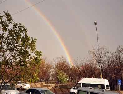 Şırnak'ta Aynı Anda İki Gökkuşağı Birden Belirdi