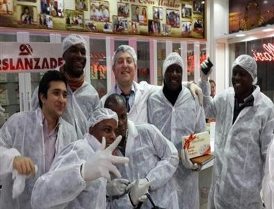 Kongolu İş Adamları Edirne’nin Tarihi Lezzetlerini Beğendi