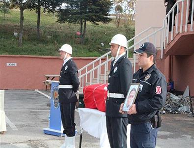 Polis Memuruna Hazin Cenaze Töreni
