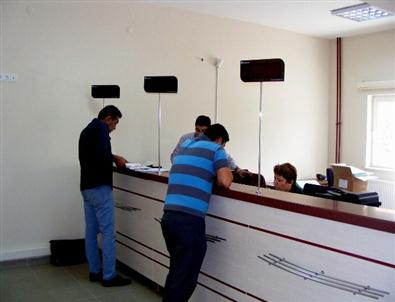 Sendika İşlemleri Polisten Alınıp Derneklere Verildi