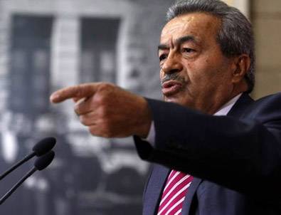 Kamer Genç'ten çok sert sözler