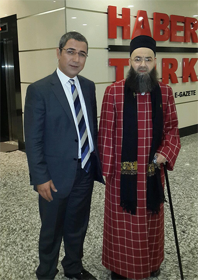 Cübbeli Ahmet Hoca Ahmet Mahmut Ünlü'nün Yeni Cübbesi Olay Oldu